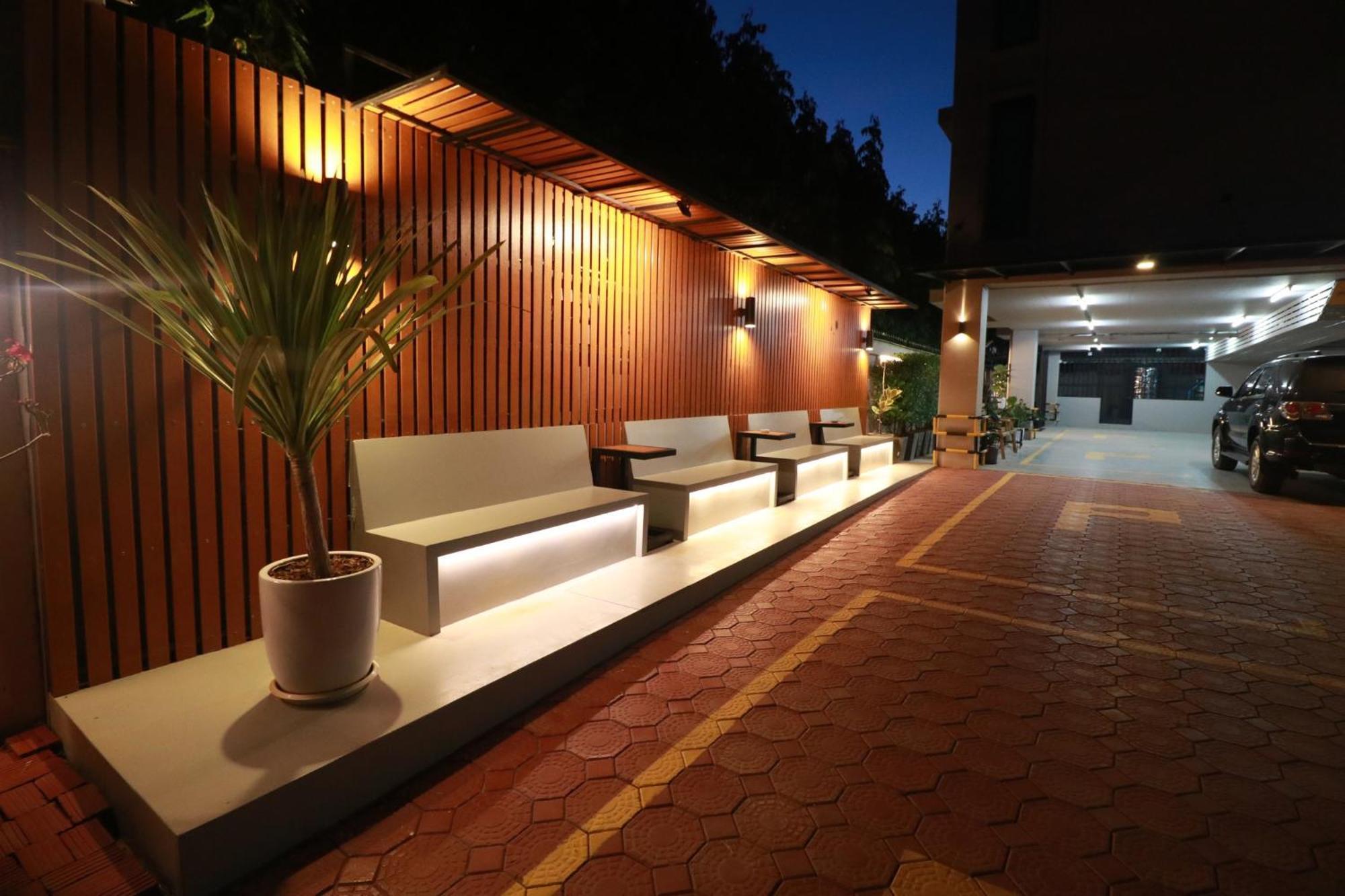 Siri Hotel Vientiane Luaran gambar